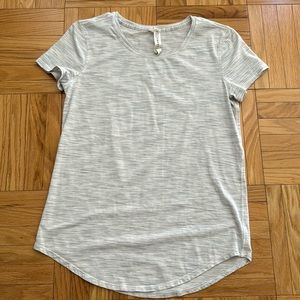 Lululemon love tee, size 4